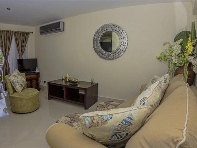Lantana Barbados Condos Saint James Exteriér fotografie